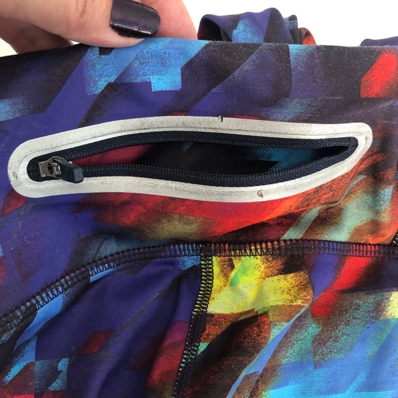 Athleta Colorburst Sonar Leggings size Large - Picture 9 of 16